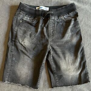 EUC Boys shorts, Old Navy, elastic waist, cutoff style size 10-12